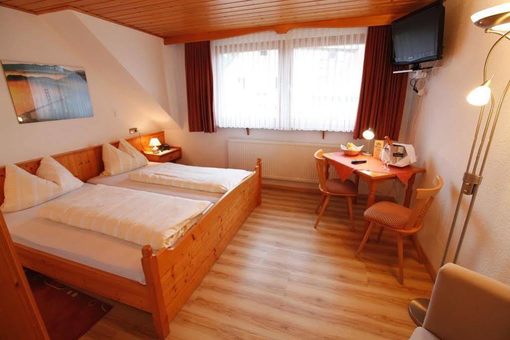 Hotel Krone Stuehlingen - Das Tor Zum Suedschwarzwald Eksteriør bilde